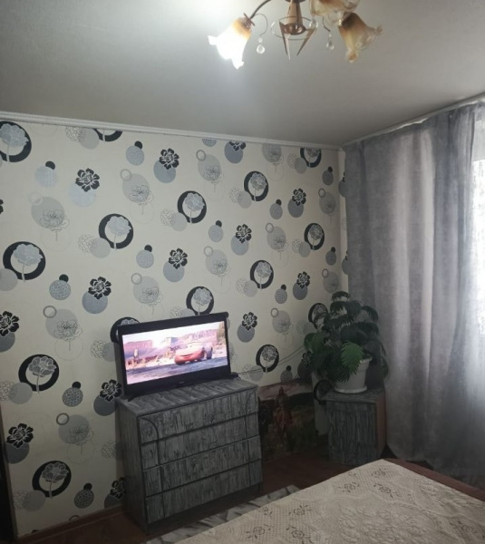 Квартира 4к; 72м2; 2/4