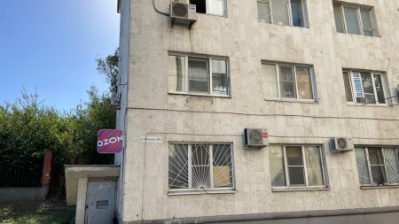 Комната в коммуналке; 18м2; 3/5